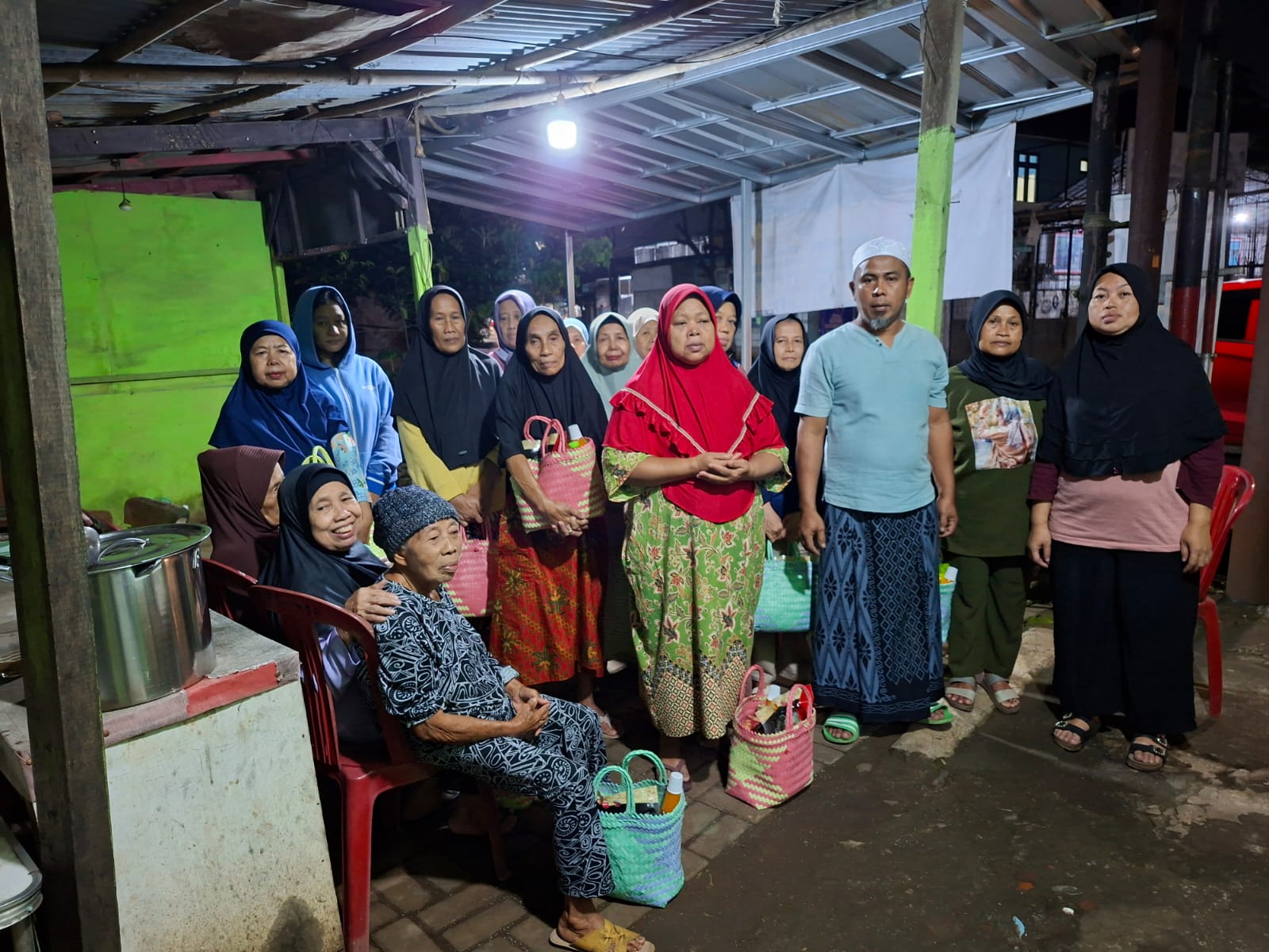 PENYALURAN PAKET SEMBAKO